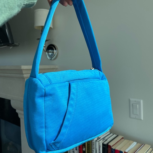 Vanilla | Reworked Nike Handbag up-cycled from a Nike Hoodie - Picture 2 of 3